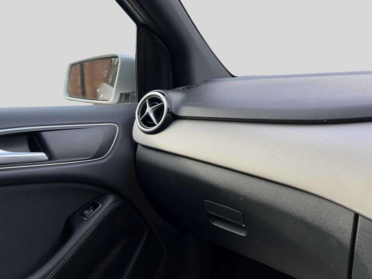 2015 MERCEDES-BENZ B-CLASS 2015 MERCEDES-BENZ B-CLASS