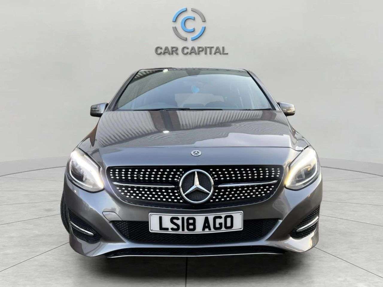 A 2018 MERCEDES-BENZ B-CLASS 1.5 B180d Exclusive Edition MPV 5dr Diesel 7G-DCT Euro 6 (s/s) (109 ps) 2 K A 2018 MERCEDES-BENZ B-CLASS 1.5 B180d Exclusive Edition MPV 5dr Diesel 7G-DCT Euro 6 (s/s) (109 ps) 2 K