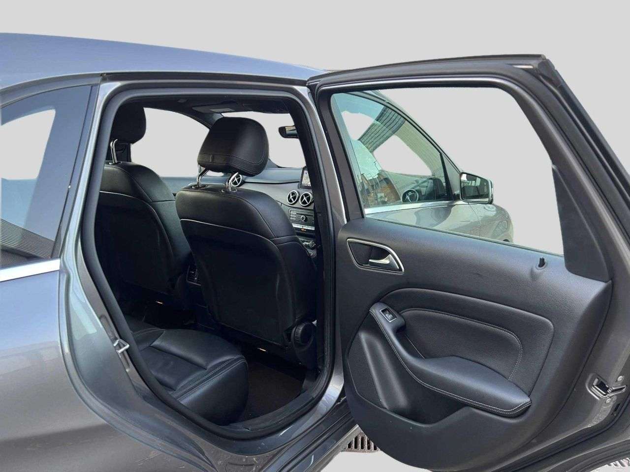 2018 MERCEDES-BENZ B-CLASS 2018 MERCEDES-BENZ B-CLASS