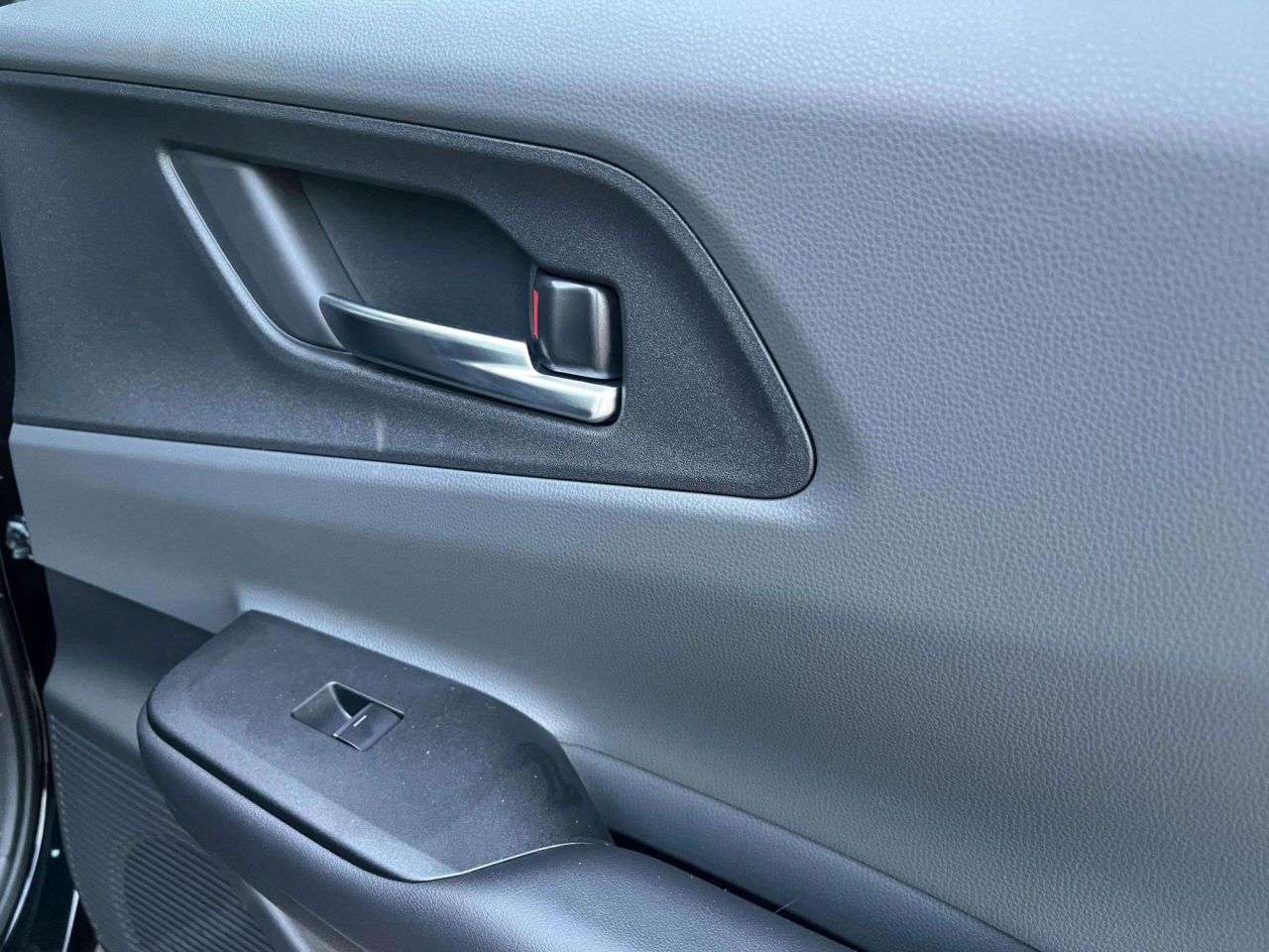 null TOYOTA PRIUS null TOYOTA PRIUS