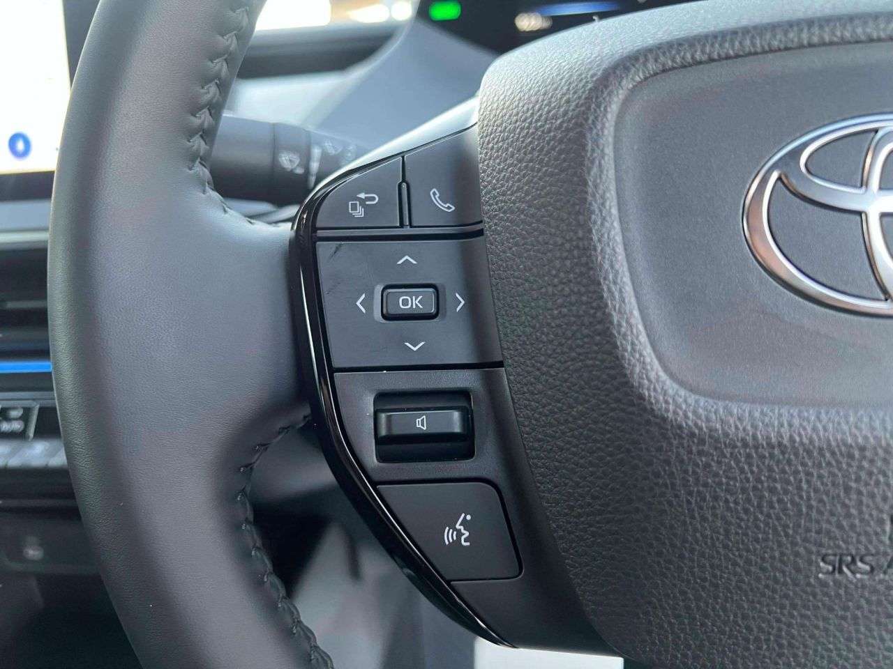 null TOYOTA PRIUS null TOYOTA PRIUS