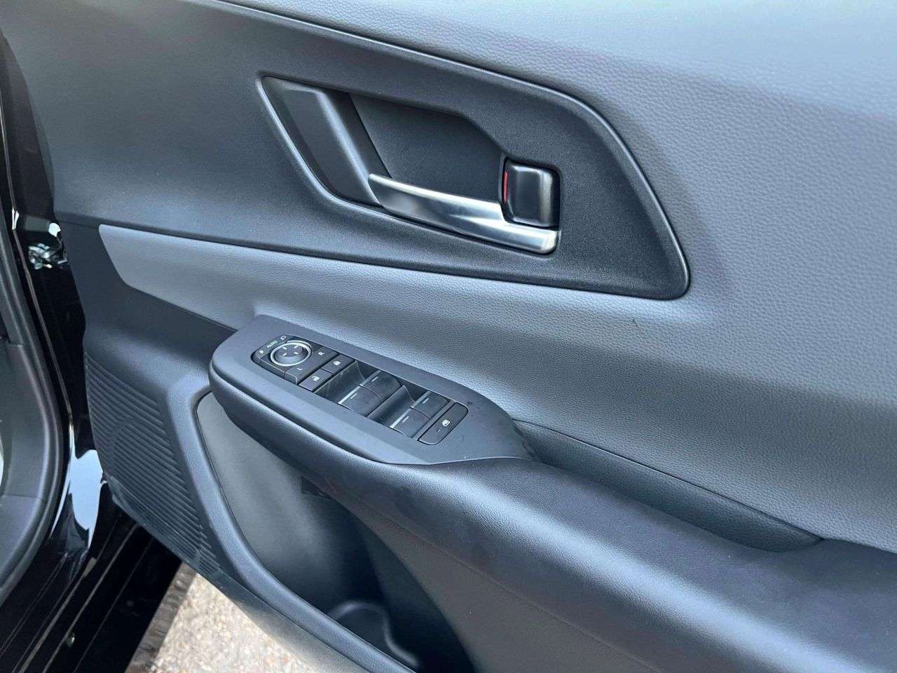 null TOYOTA PRIUS null TOYOTA PRIUS