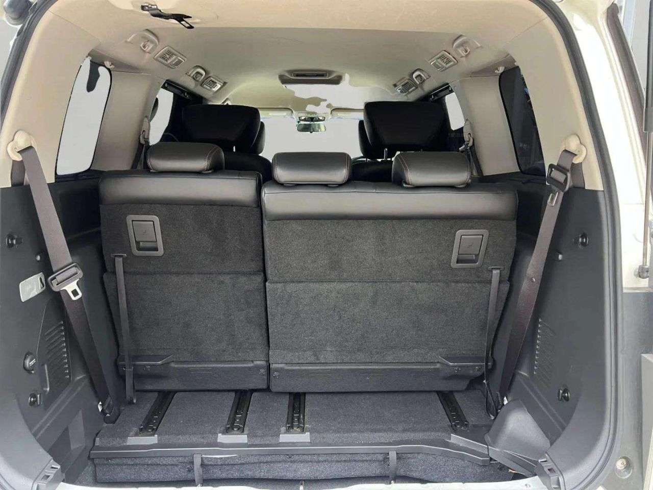 2017 NISSAN ELGRAND 2017 NISSAN ELGRAND