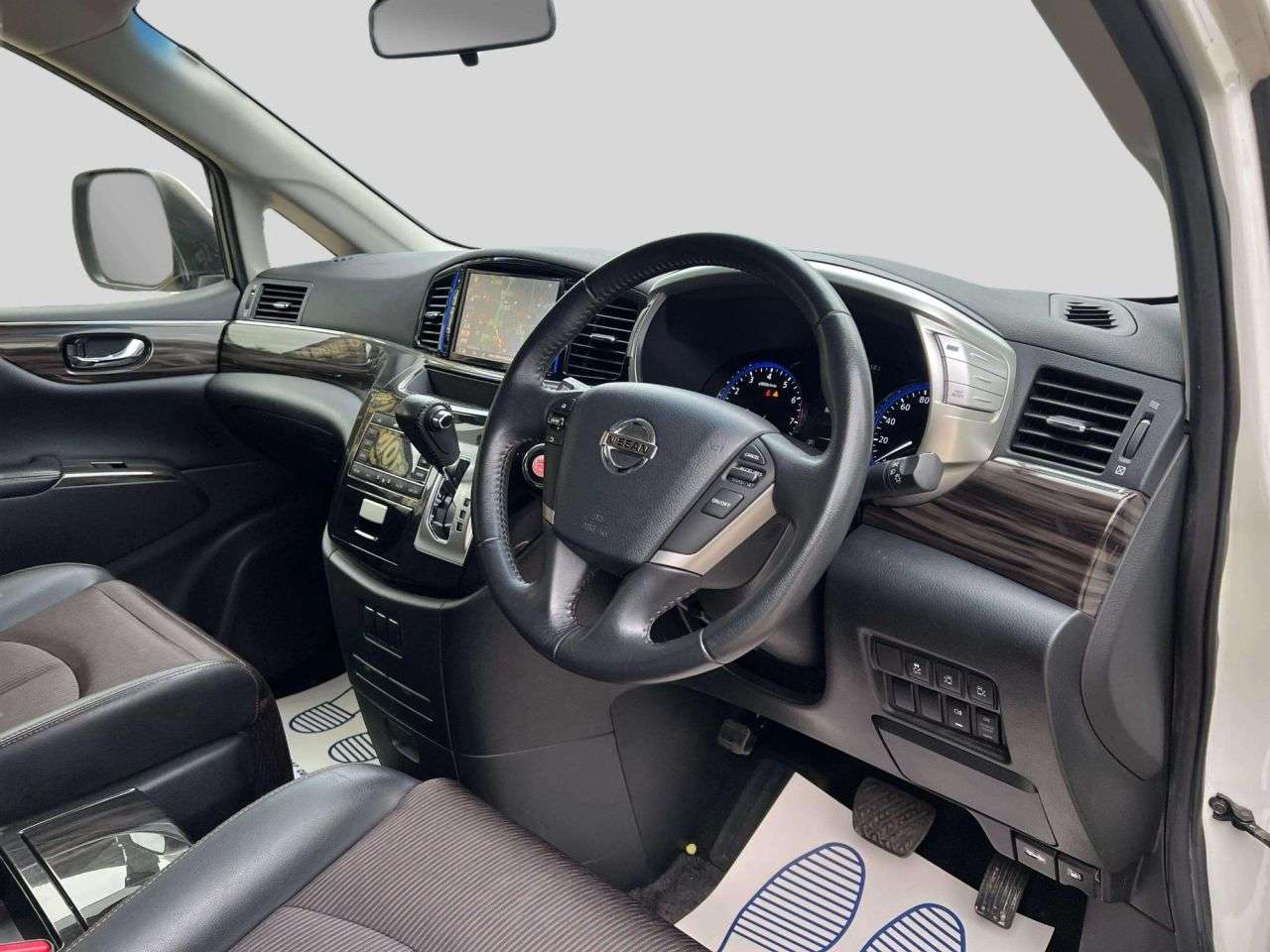 2017 NISSAN ELGRAND 2017 NISSAN ELGRAND