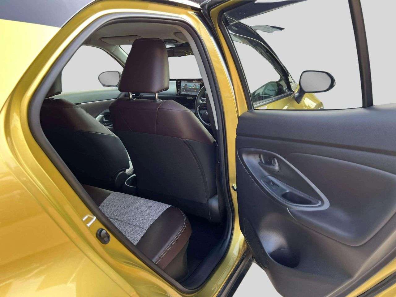 2022 TOYOTA YARIS CROSS 2022 TOYOTA YARIS CROSS