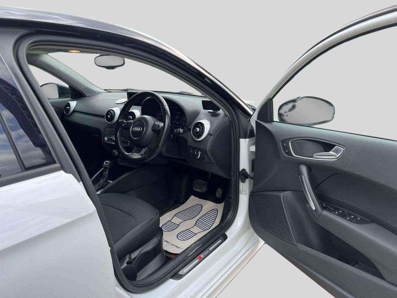 2014 AUDI A1 2014 AUDI A1