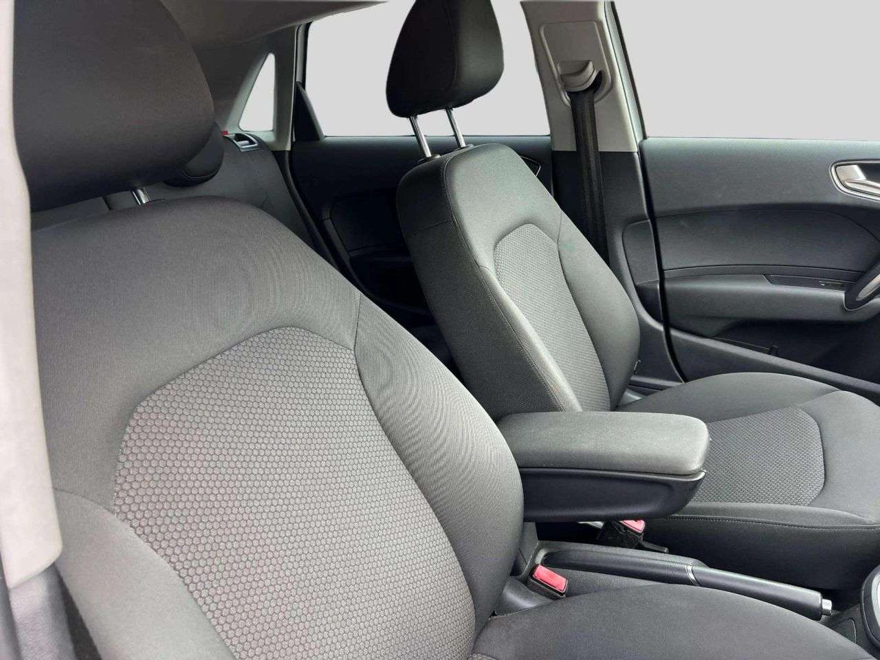 2014 AUDI A1 2014 AUDI A1