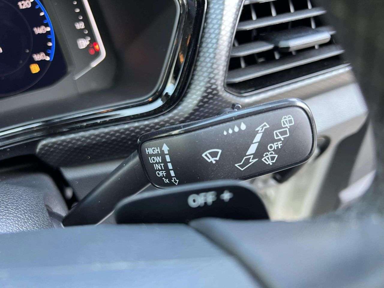 2023 VOLKSWAGEN T-CROSS 2023 VOLKSWAGEN T-CROSS