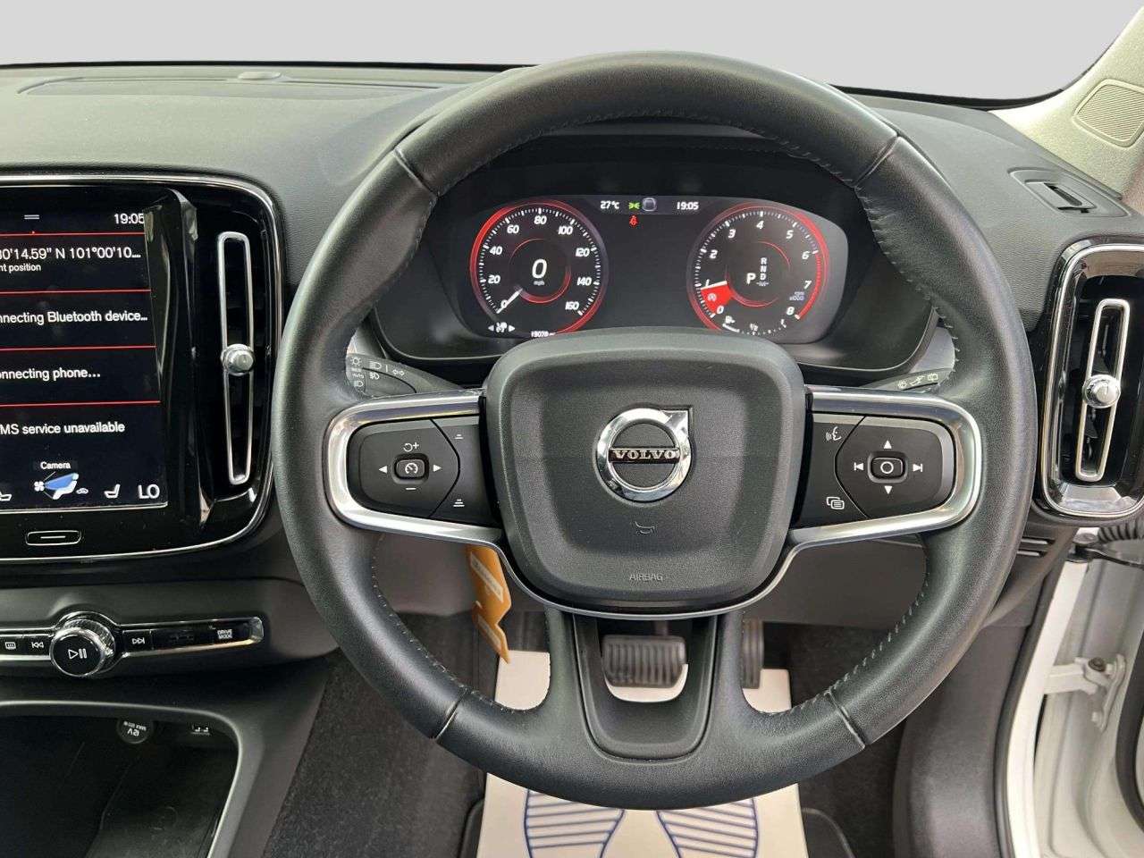 2019 VOLVO XC40 2019 VOLVO XC40