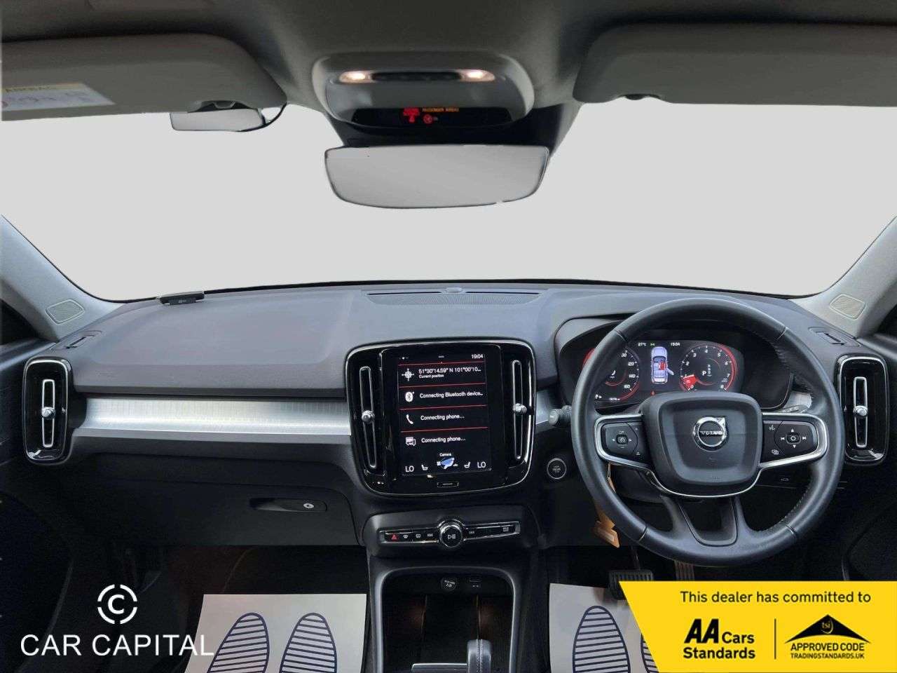 2019 VOLVO XC40 2019 VOLVO XC40