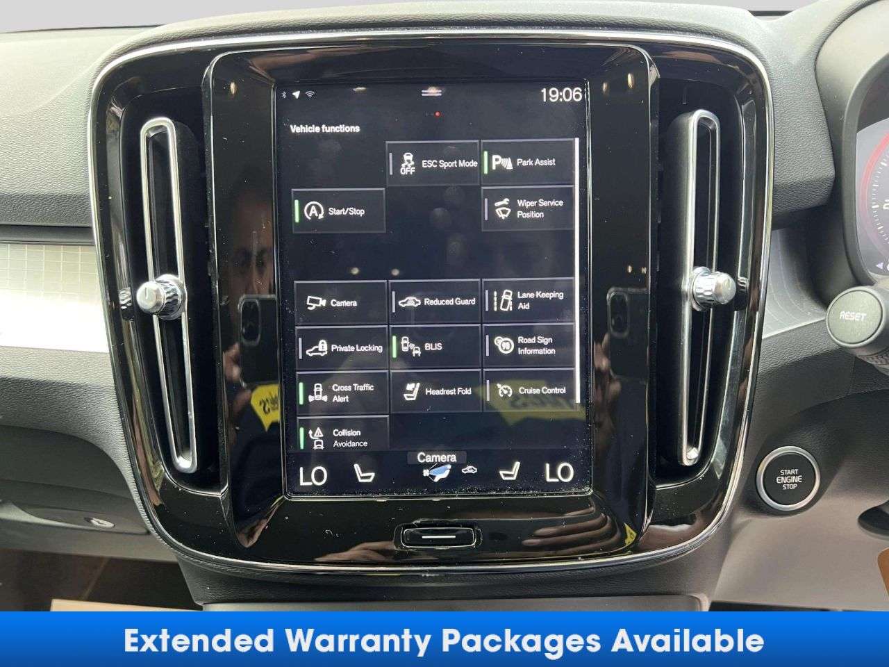 2019 VOLVO XC40 2019 VOLVO XC40