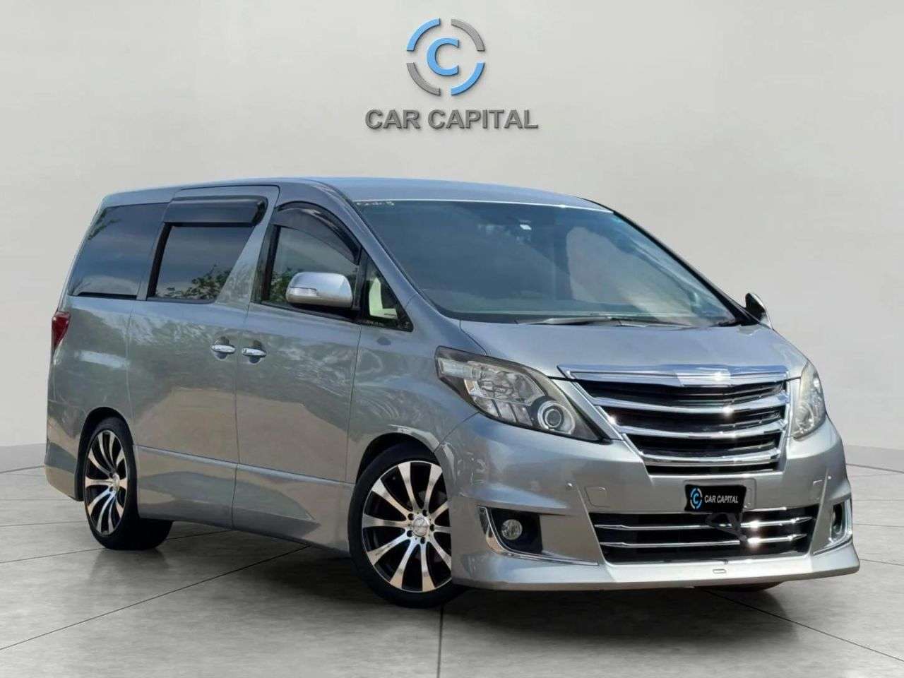 null TOYOTA ALPHARD null TOYOTA ALPHARD