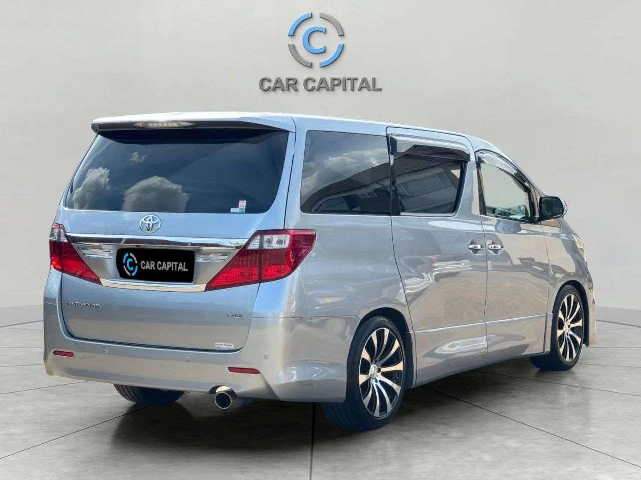 null TOYOTA ALPHARD null TOYOTA ALPHARD