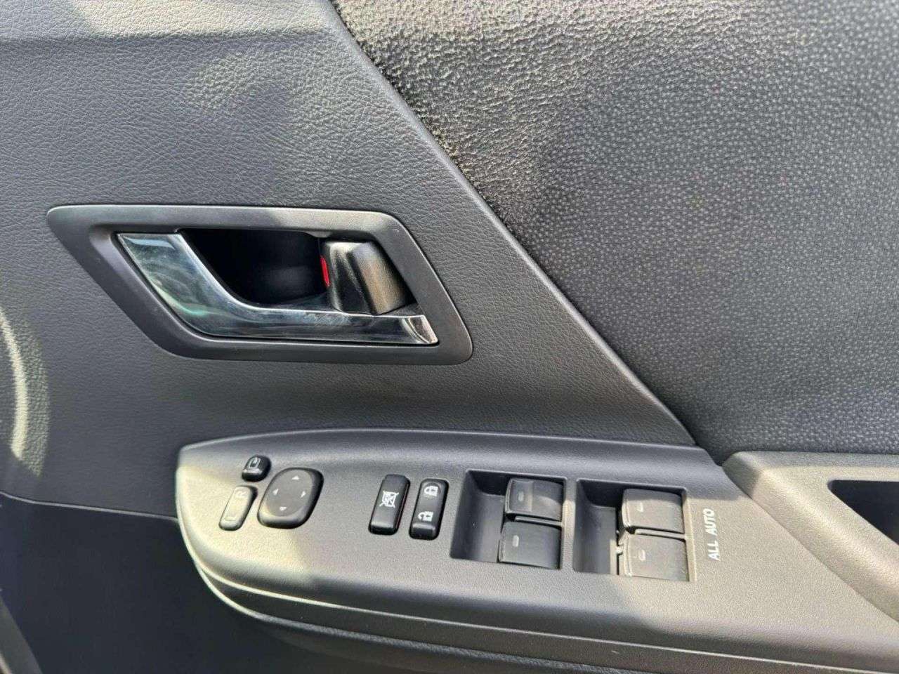 null TOYOTA ALPHARD null TOYOTA ALPHARD