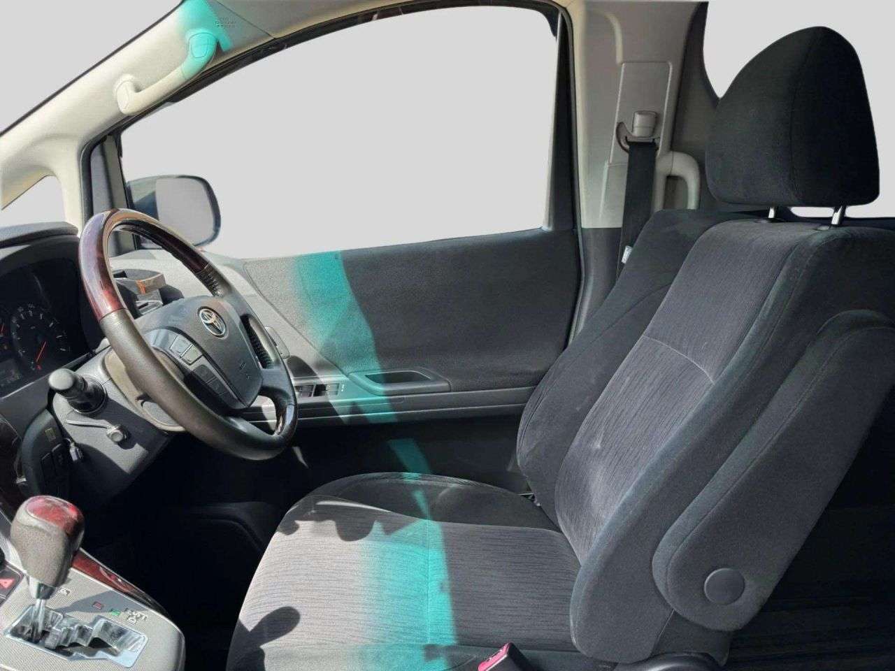 null TOYOTA ALPHARD null TOYOTA ALPHARD