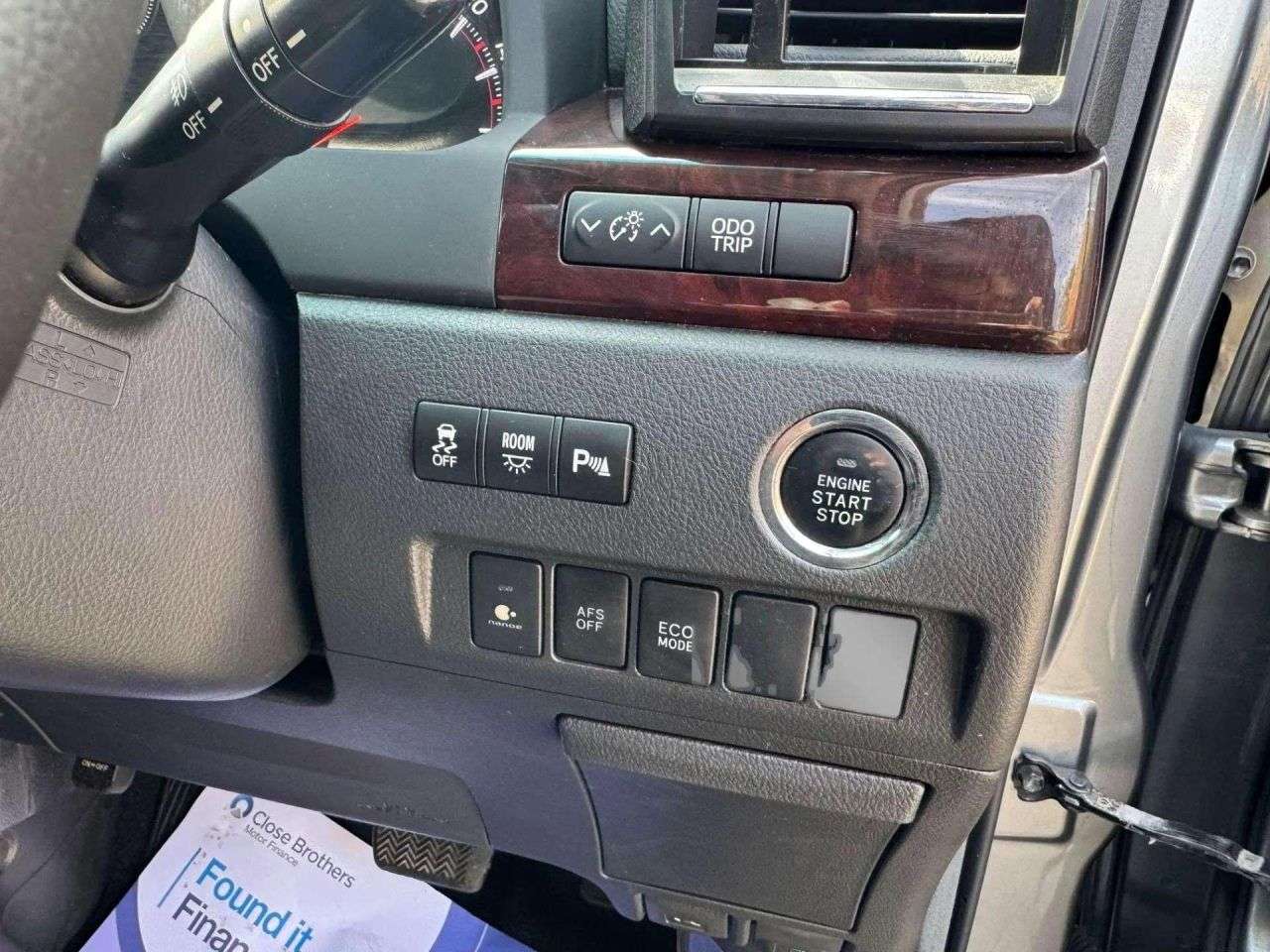 null TOYOTA ALPHARD null TOYOTA ALPHARD