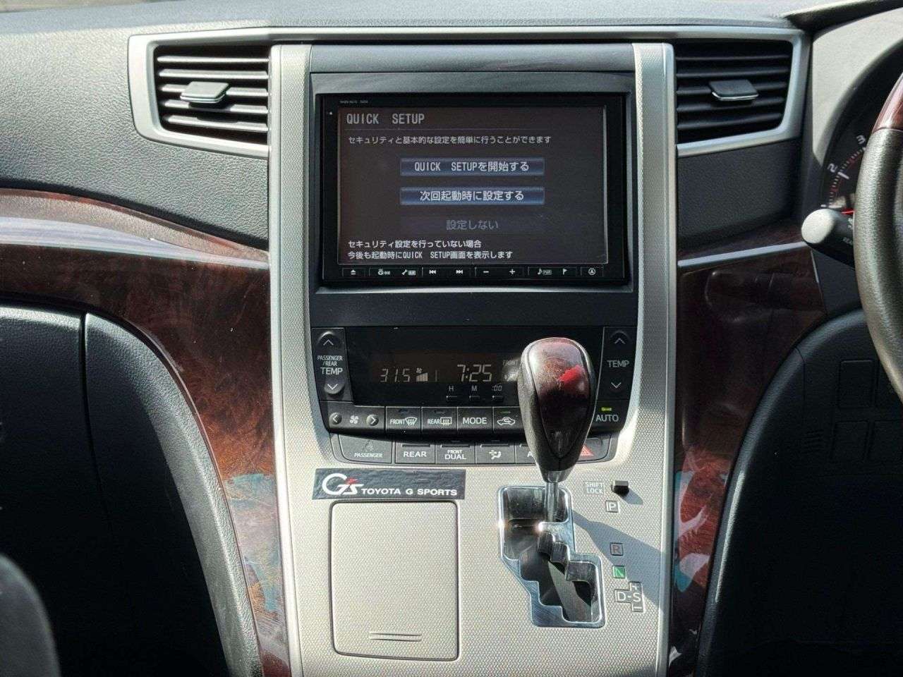 null TOYOTA ALPHARD null TOYOTA ALPHARD