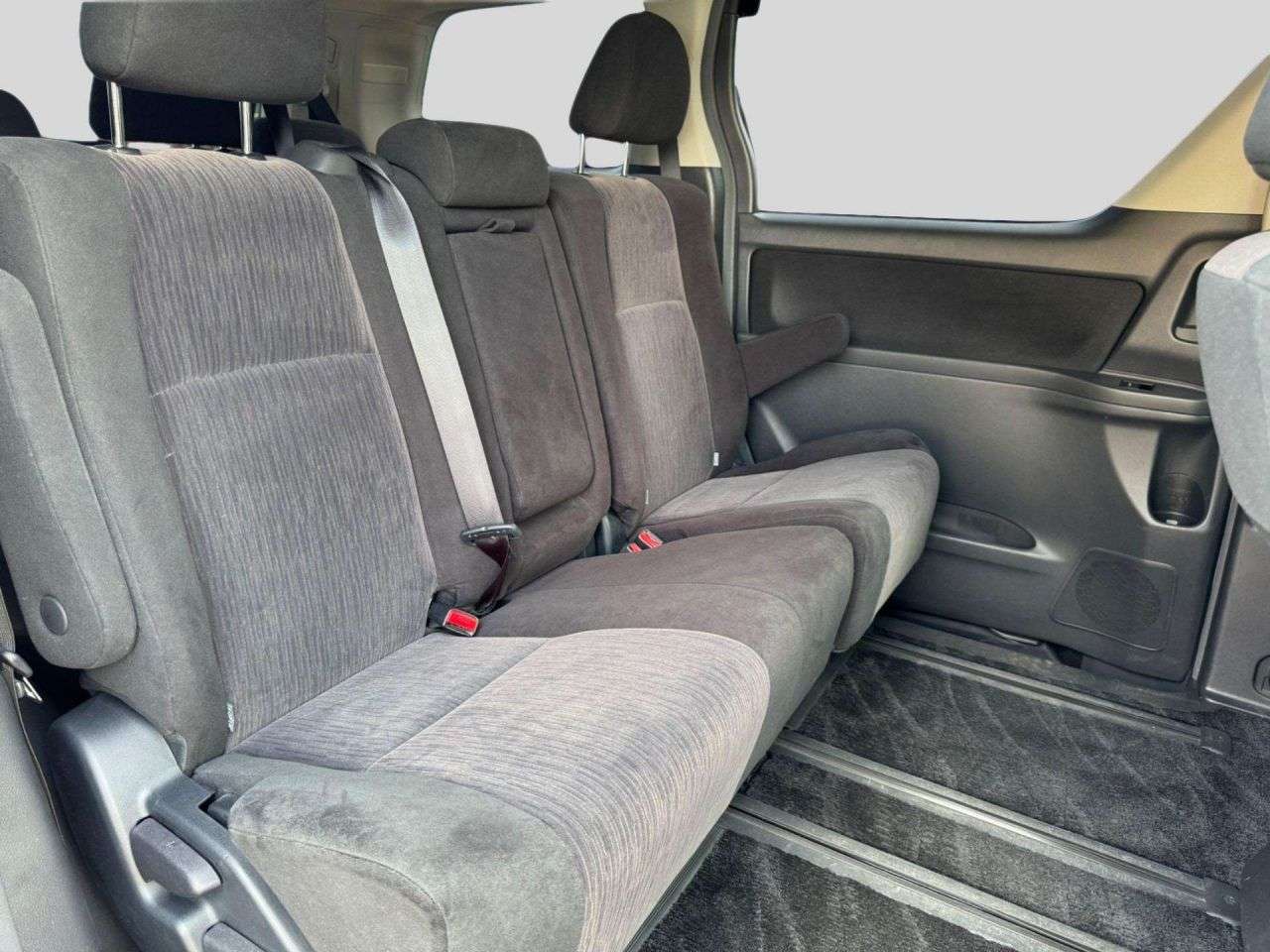 null TOYOTA ALPHARD null TOYOTA ALPHARD