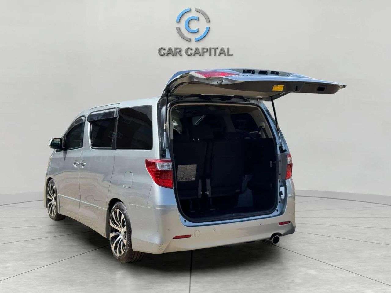 null TOYOTA ALPHARD null TOYOTA ALPHARD