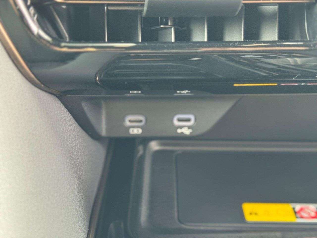 null TOYOTA ALPHARD null TOYOTA ALPHARD