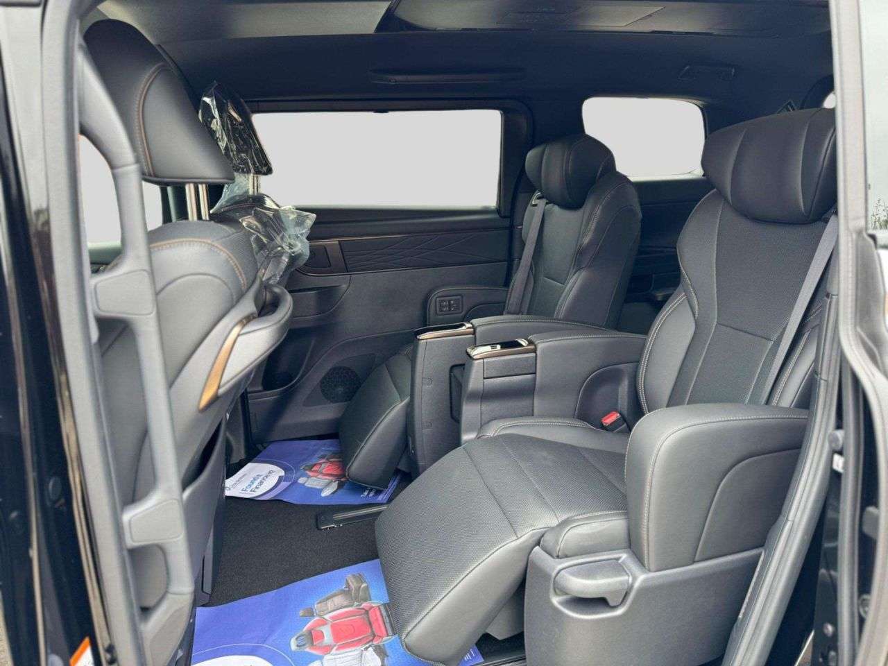 null TOYOTA ALPHARD null TOYOTA ALPHARD