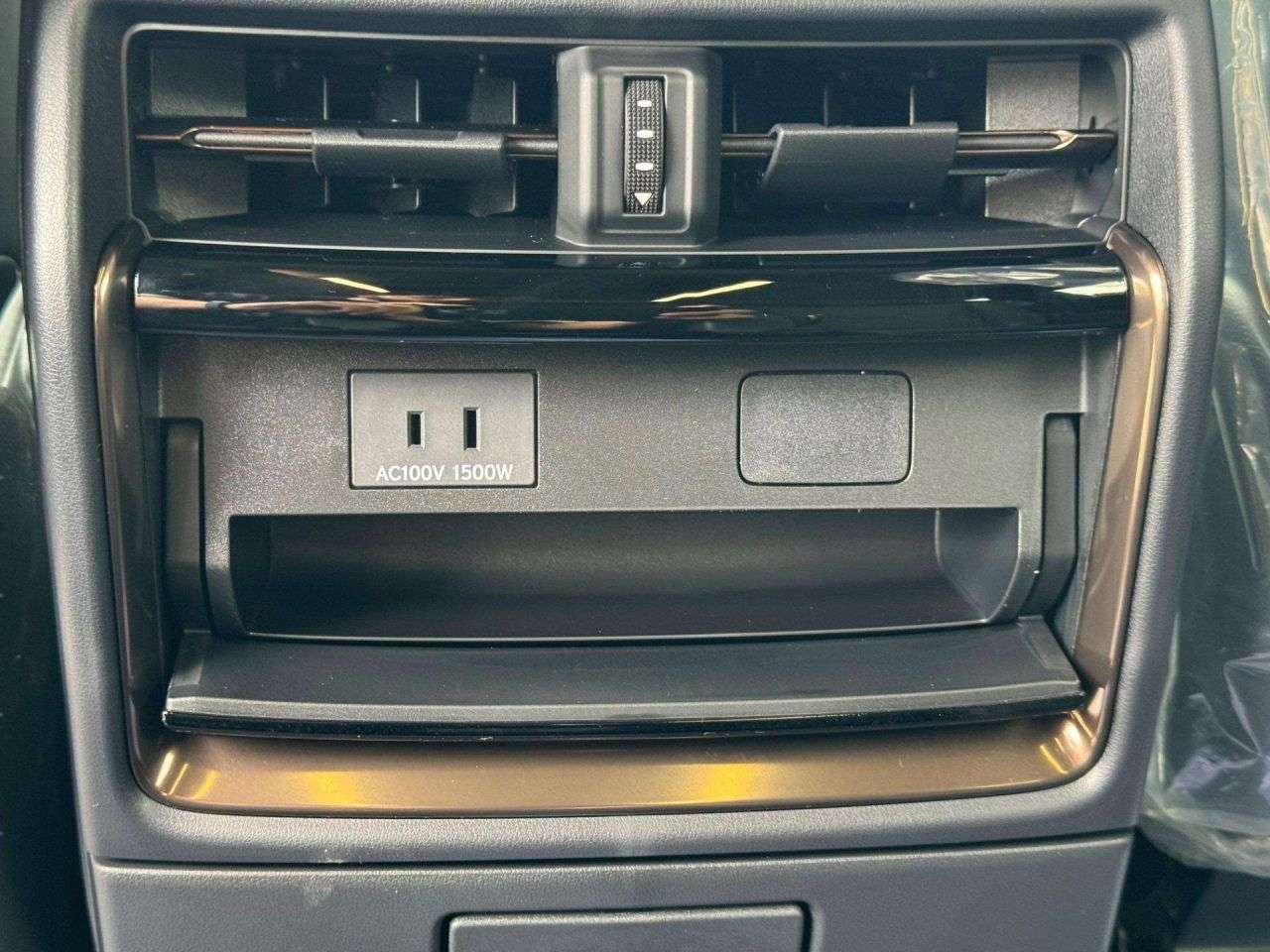 null TOYOTA ALPHARD null TOYOTA ALPHARD