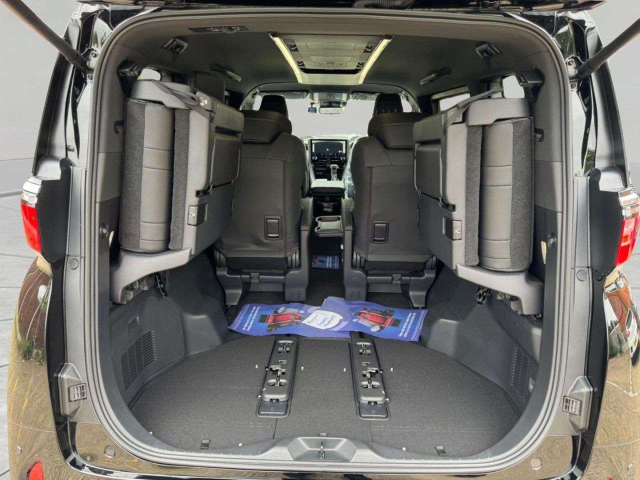 null TOYOTA ALPHARD null TOYOTA ALPHARD