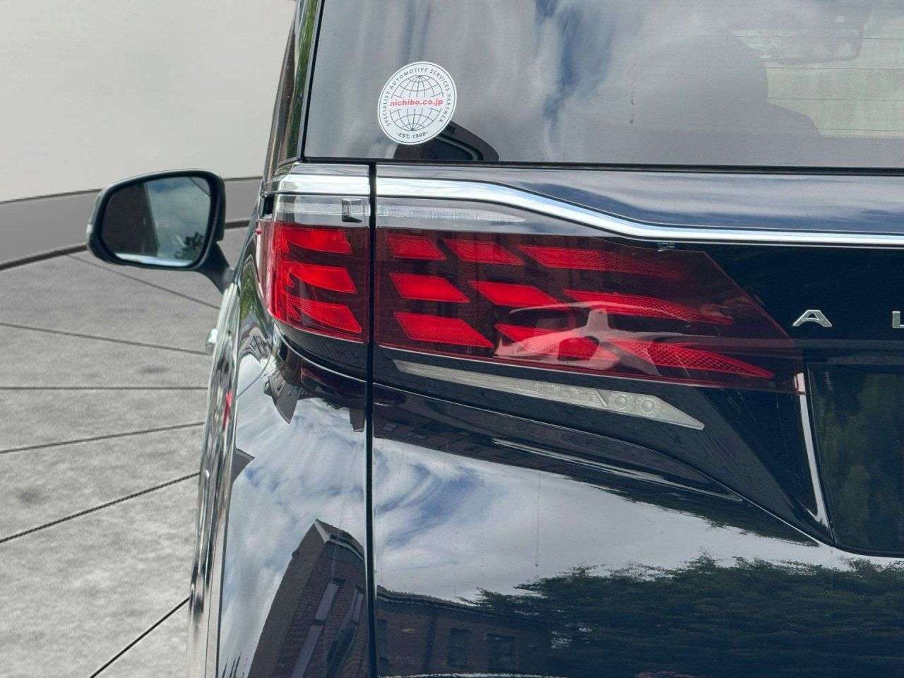 null TOYOTA ALPHARD null TOYOTA ALPHARD