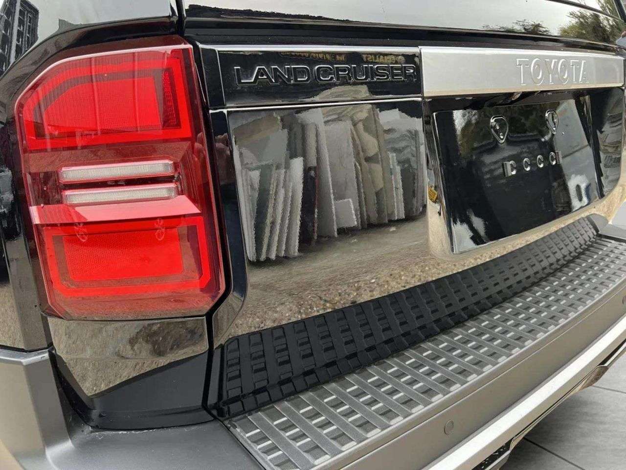 null TOYOTA LAND CRUISER null TOYOTA LAND CRUISER