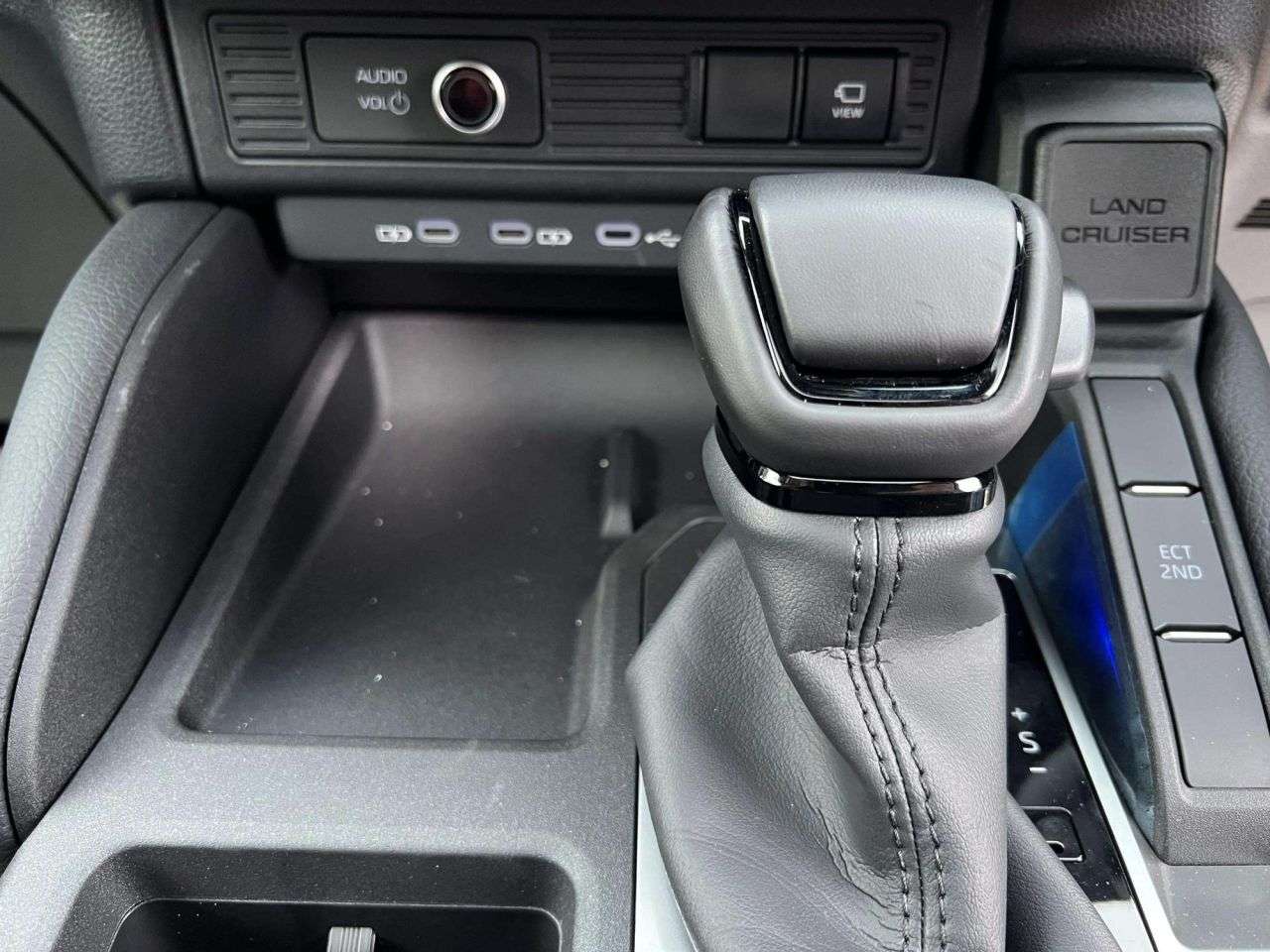 null TOYOTA LAND CRUISER null TOYOTA LAND CRUISER