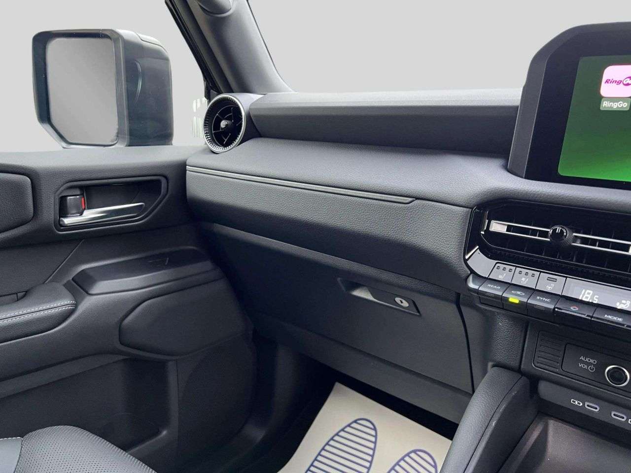 null TOYOTA LAND CRUISER null TOYOTA LAND CRUISER