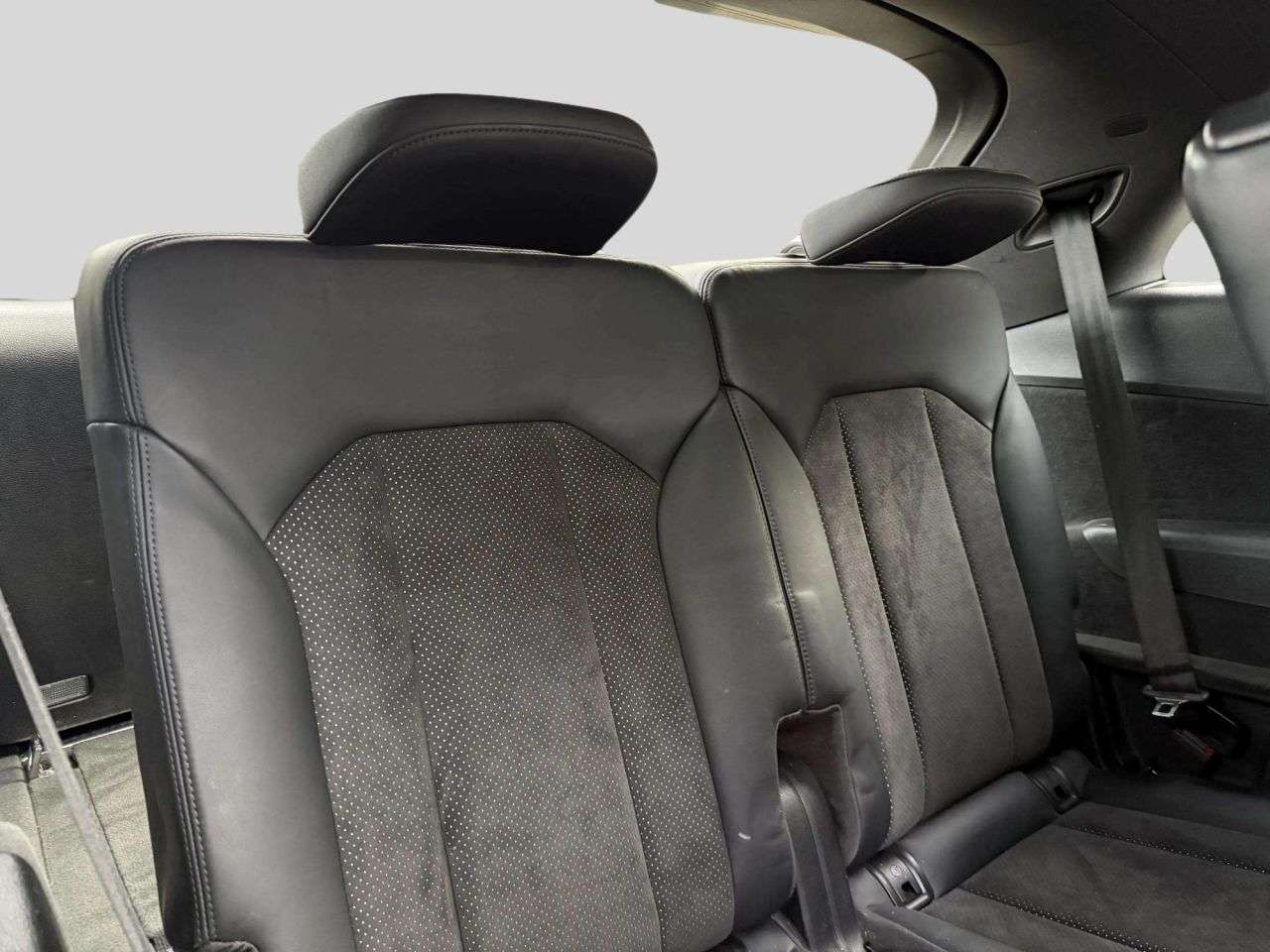 2017 AUDI Q7 2017 AUDI Q7