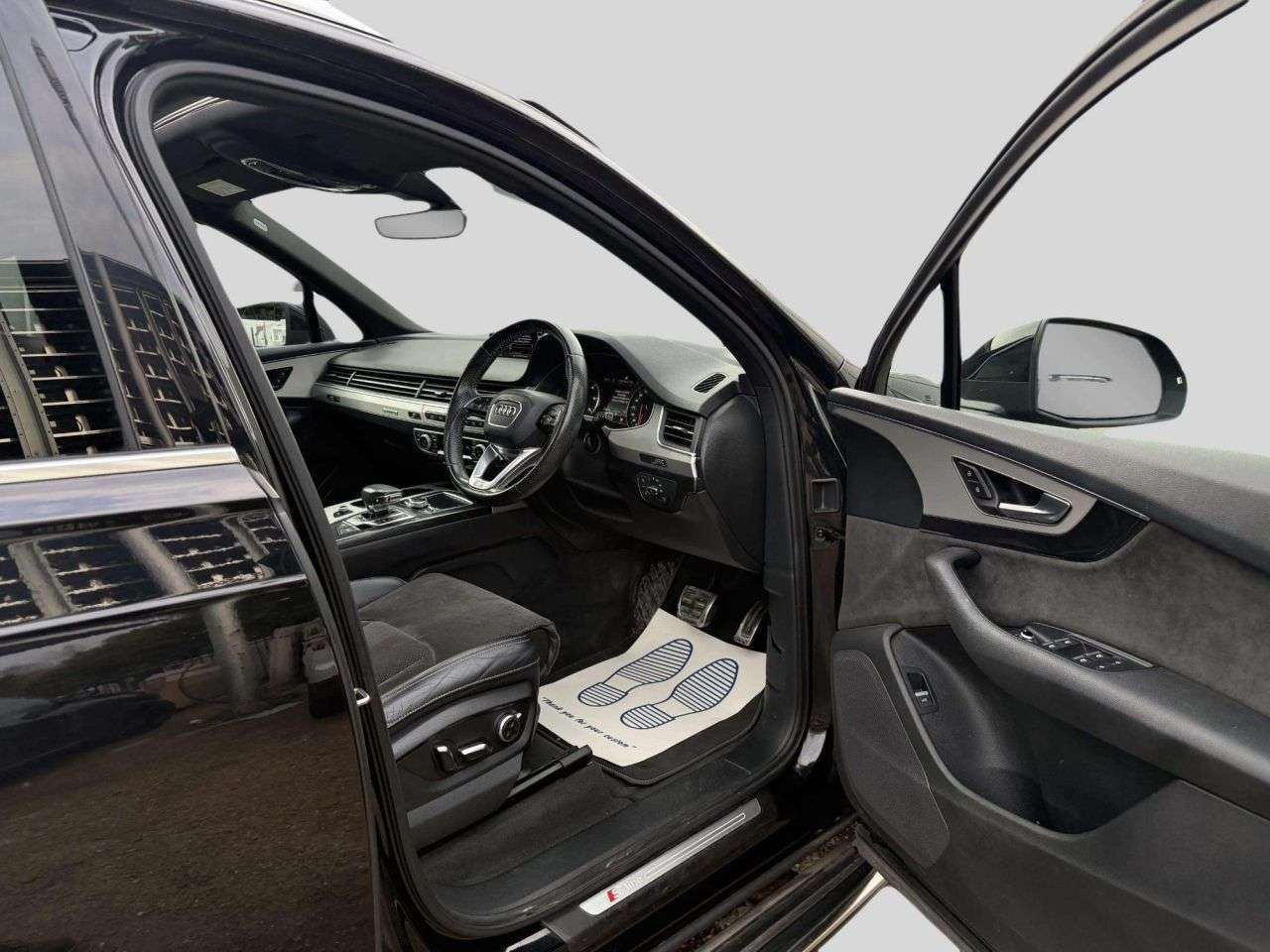 2017 AUDI Q7 2017 AUDI Q7