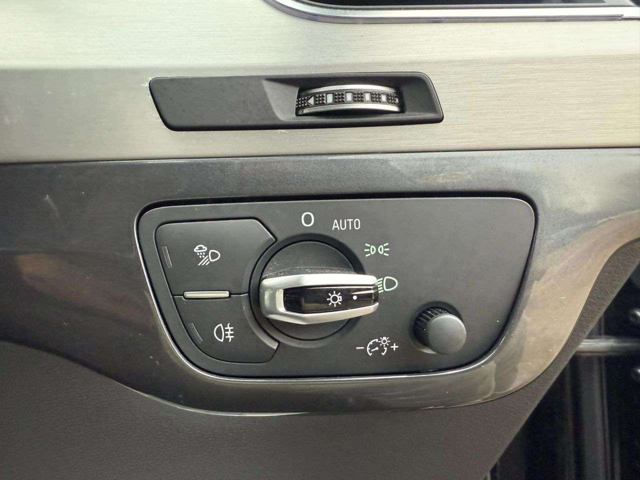 2017 AUDI Q7 2017 AUDI Q7