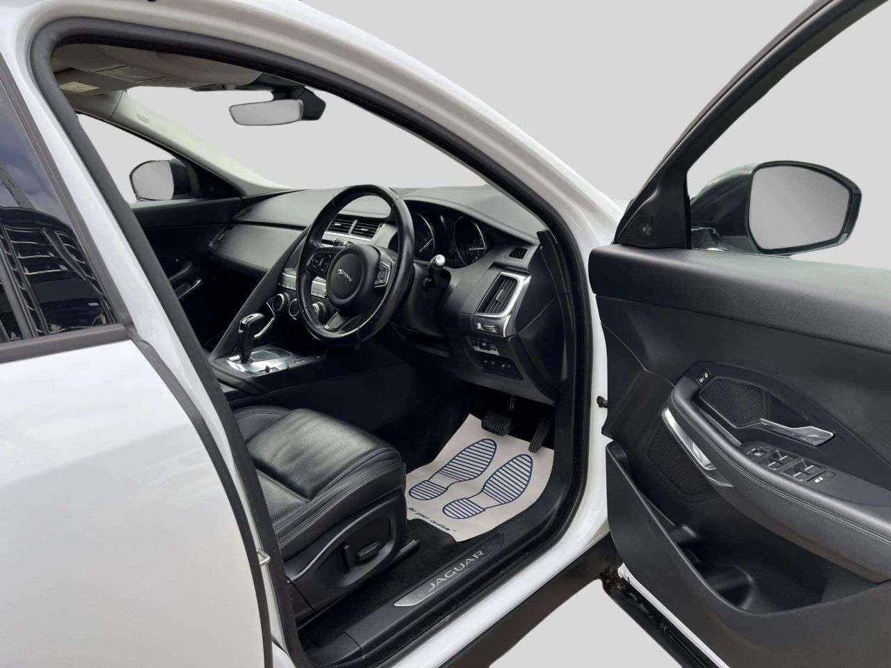 2019 JAGUAR E-PACE 2019 JAGUAR E-PACE