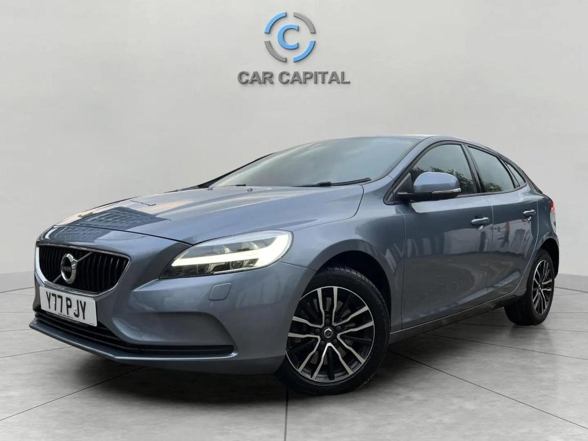 Check out this Volvo V40 2016 Petrol Automatic