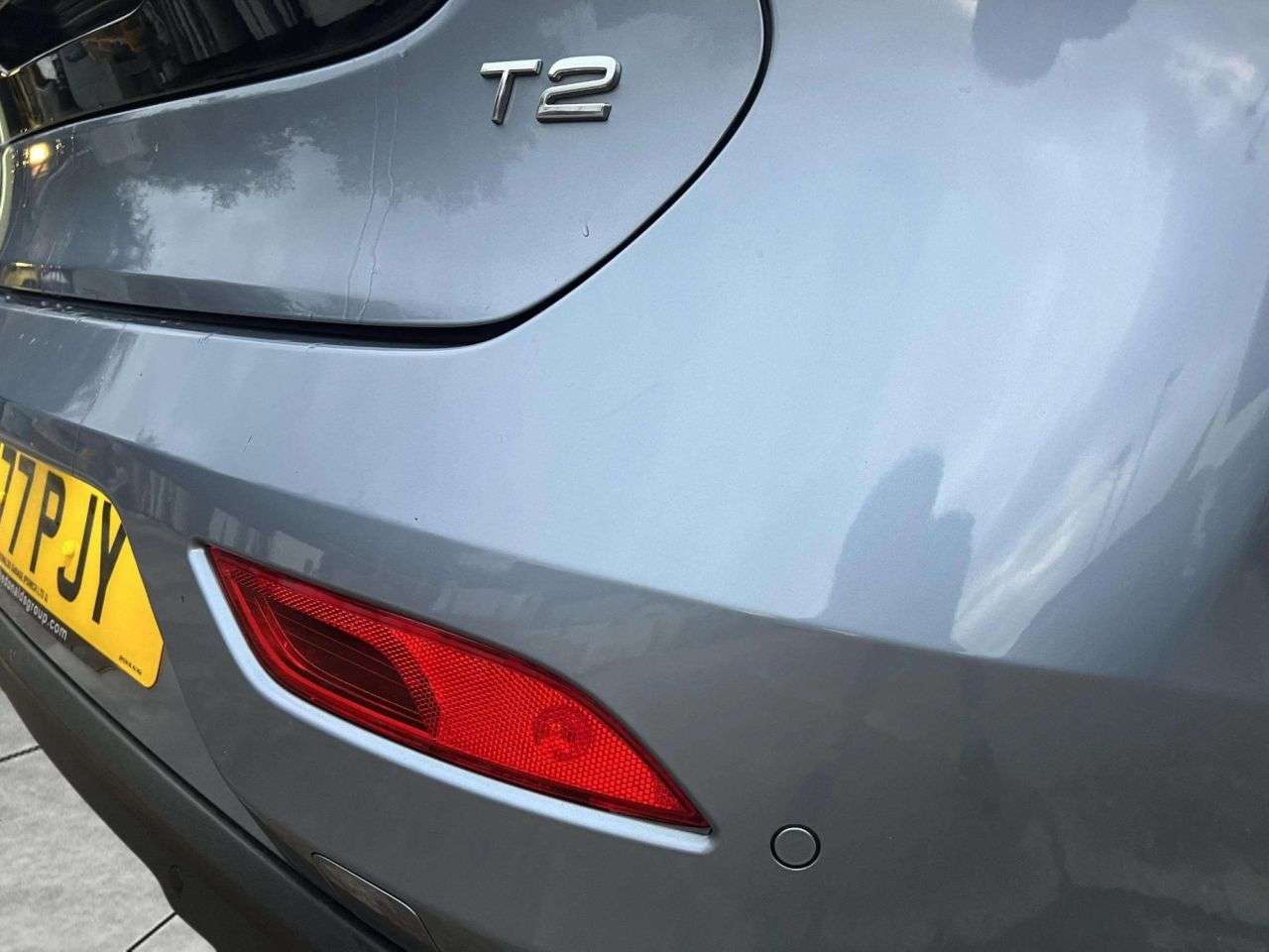 2016 VOLVO V40 2016 VOLVO V40