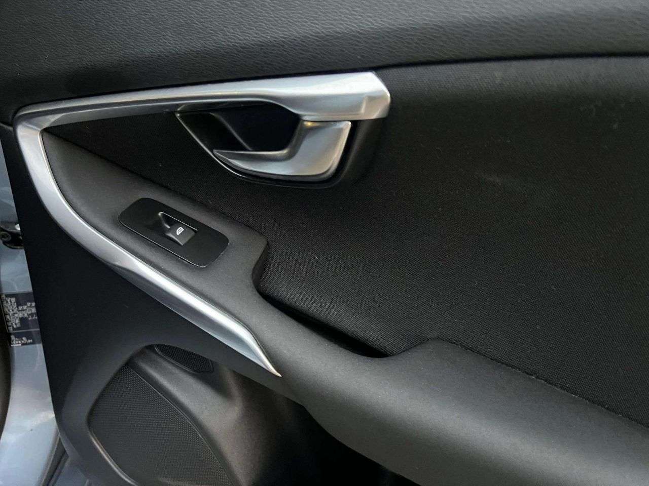 2016 VOLVO V40 2016 VOLVO V40