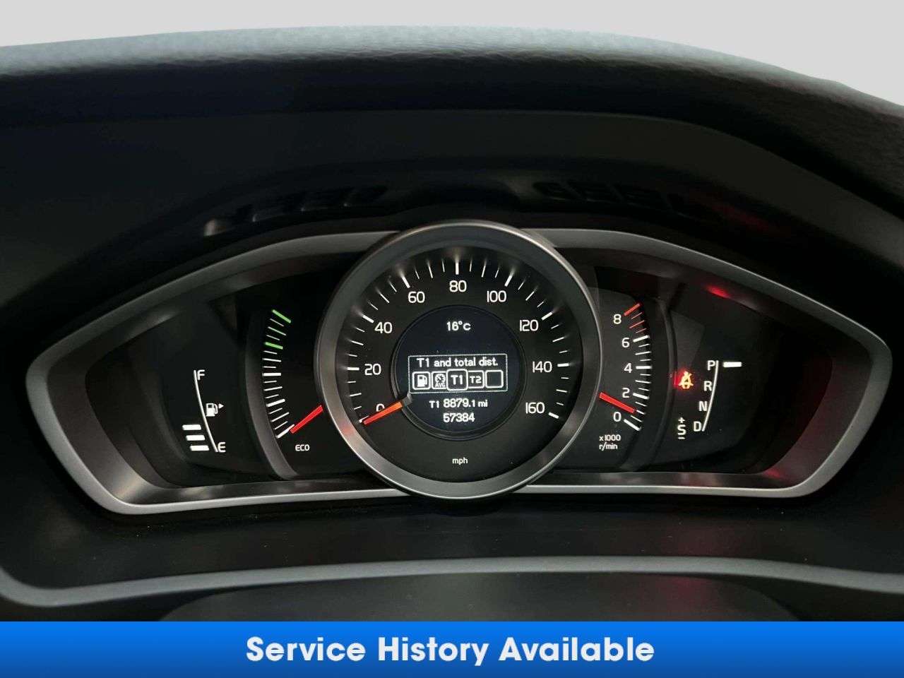 2016 VOLVO V40 2016 VOLVO V40