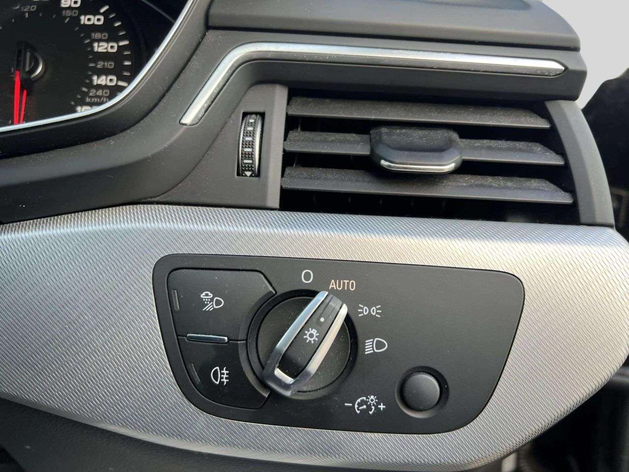 2017 AUDI A4 AVANT 2017 AUDI A4 AVANT