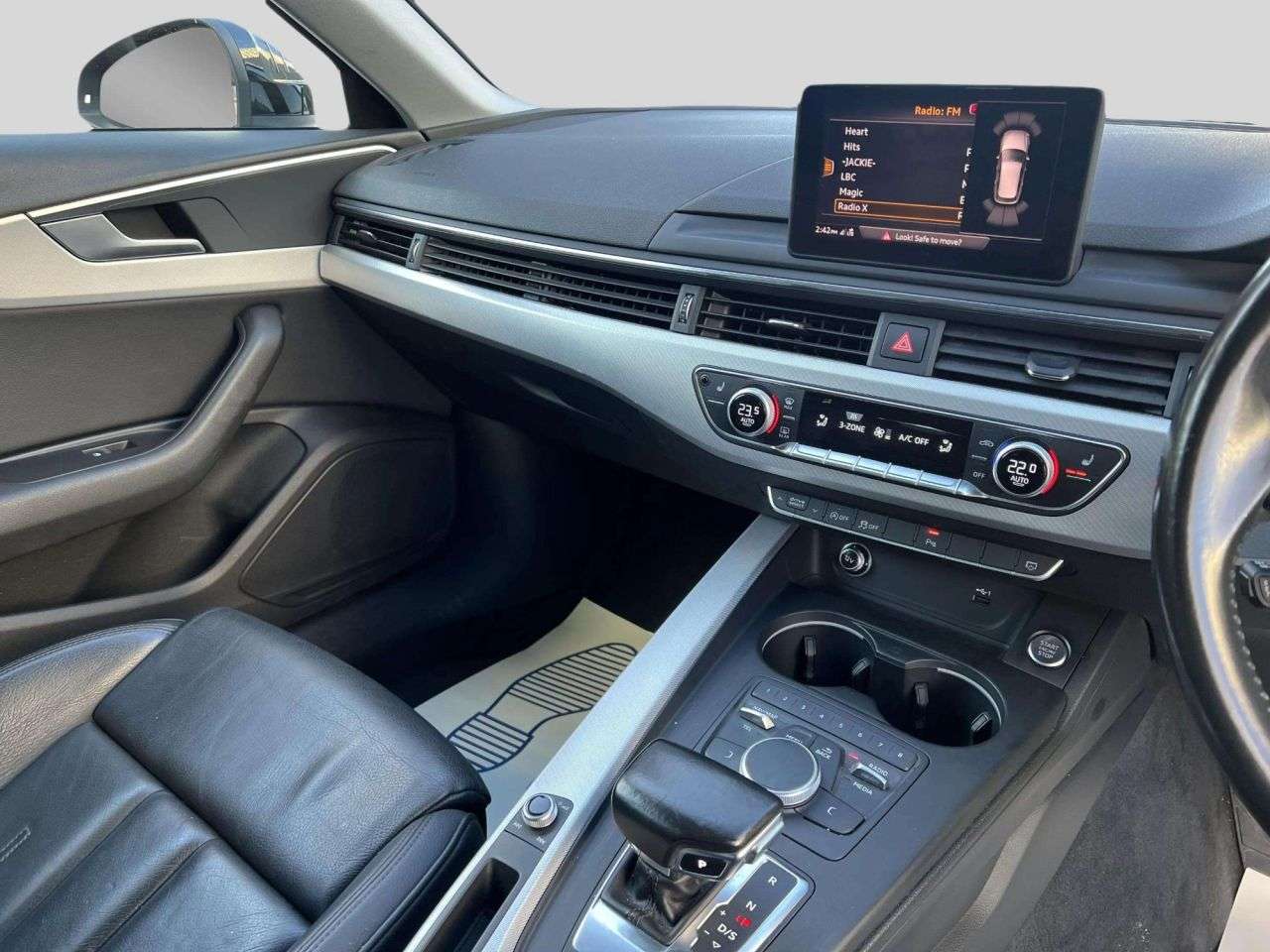 2017 AUDI A4 AVANT 2017 AUDI A4 AVANT