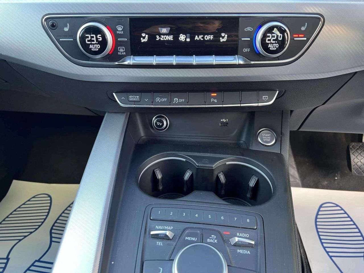 2017 AUDI A4 AVANT 2017 AUDI A4 AVANT