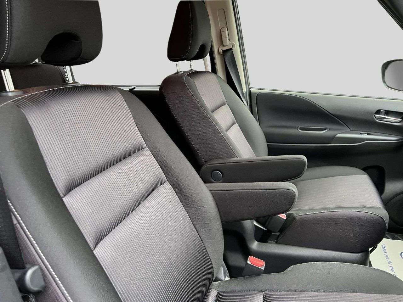 2018 NISSAN SERENA 2018 NISSAN SERENA