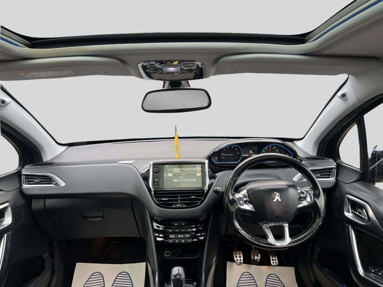 2015 PEUGEOT 2008 2015 PEUGEOT 2008