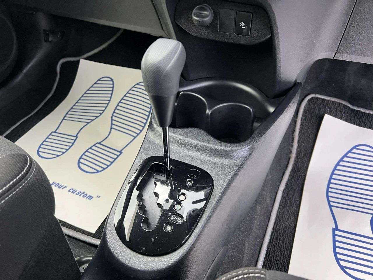 2019 TOYOTA YARIS 2019 TOYOTA YARIS