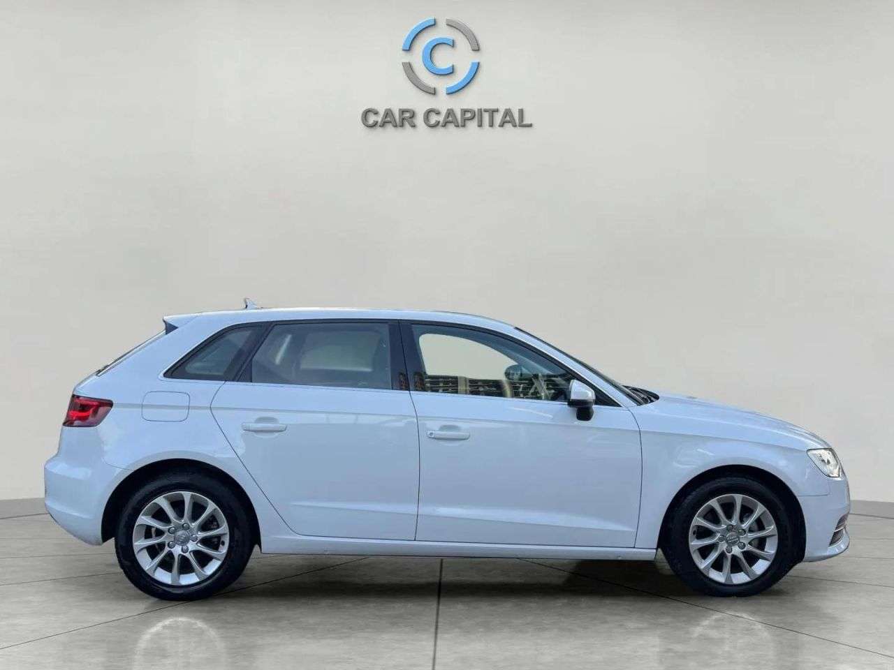 2016 AUDI A3 2016 AUDI A3