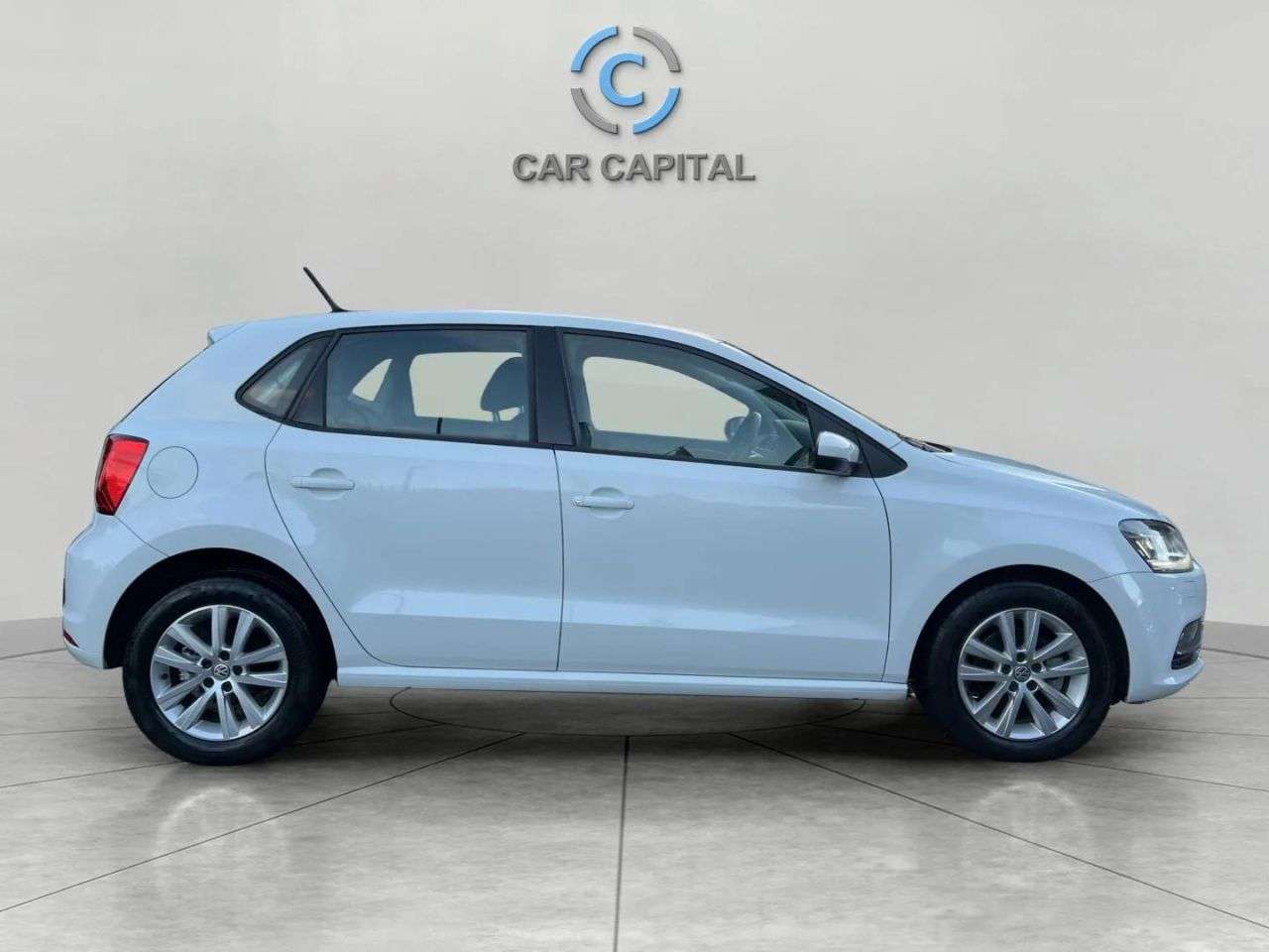 2018 VOLKSWAGEN POLO 2018 VOLKSWAGEN POLO
