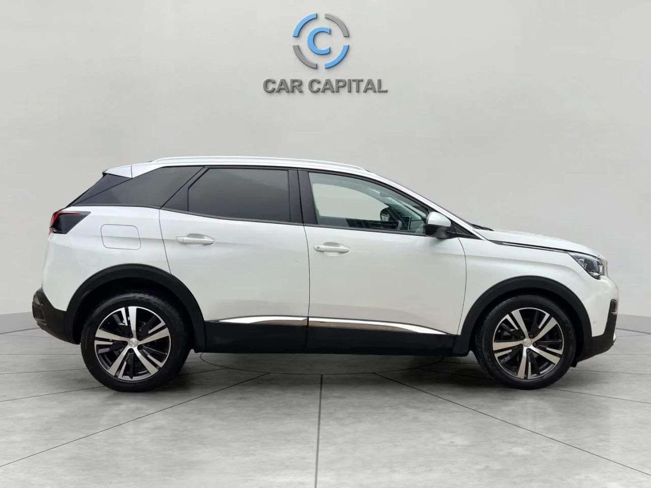 2017 PEUGEOT 3008 2017 PEUGEOT 3008