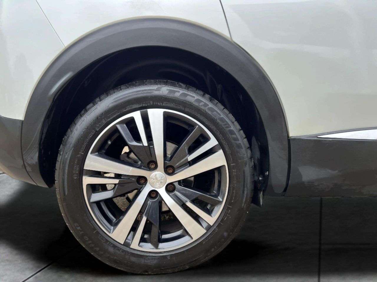 2017 PEUGEOT 3008 2017 PEUGEOT 3008