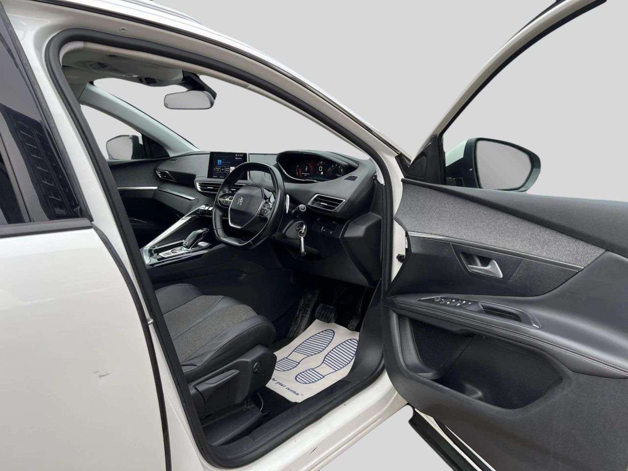 2017 PEUGEOT 3008 2017 PEUGEOT 3008